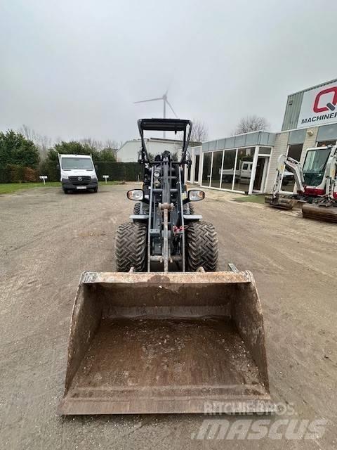 GiANT G2200 HD Utovarivači na kotačima