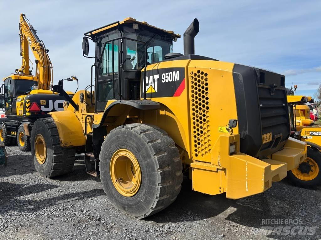 CAT 950M Utovarivači na kotačima