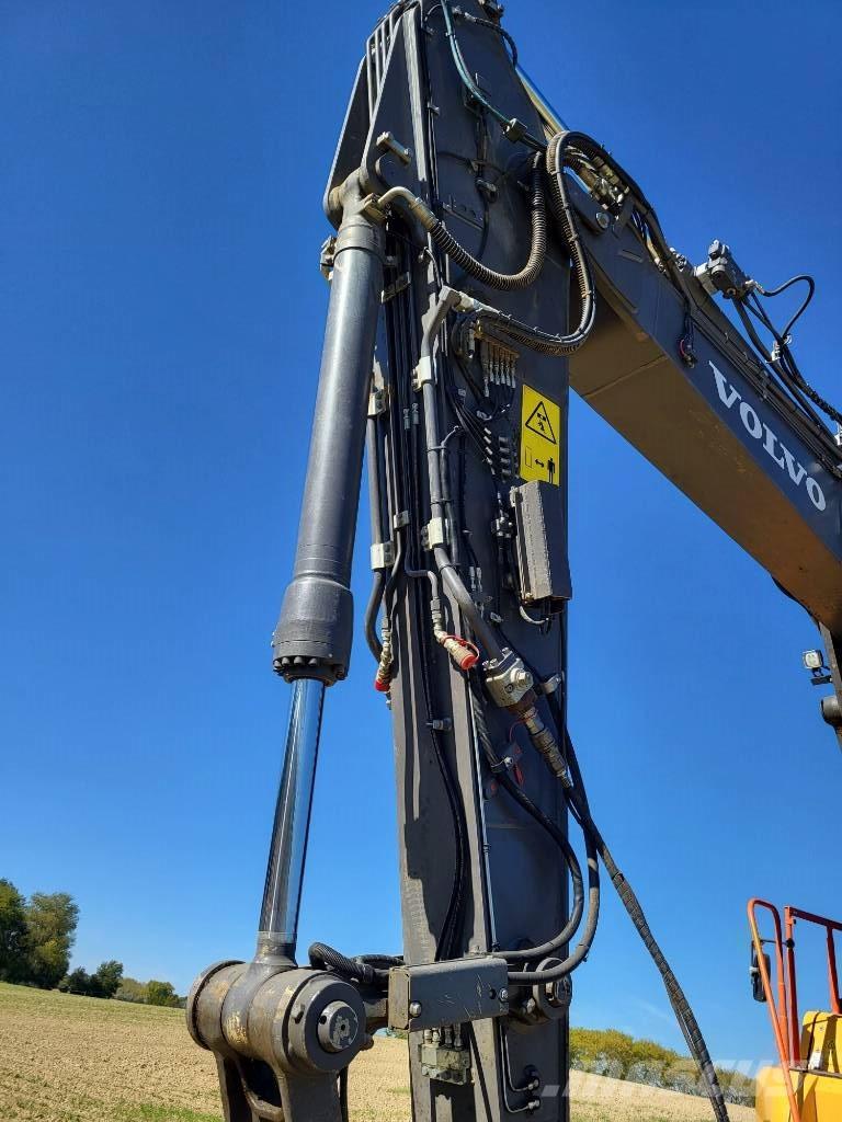 Volvo ECR  235  EL Bageri gusjeničari