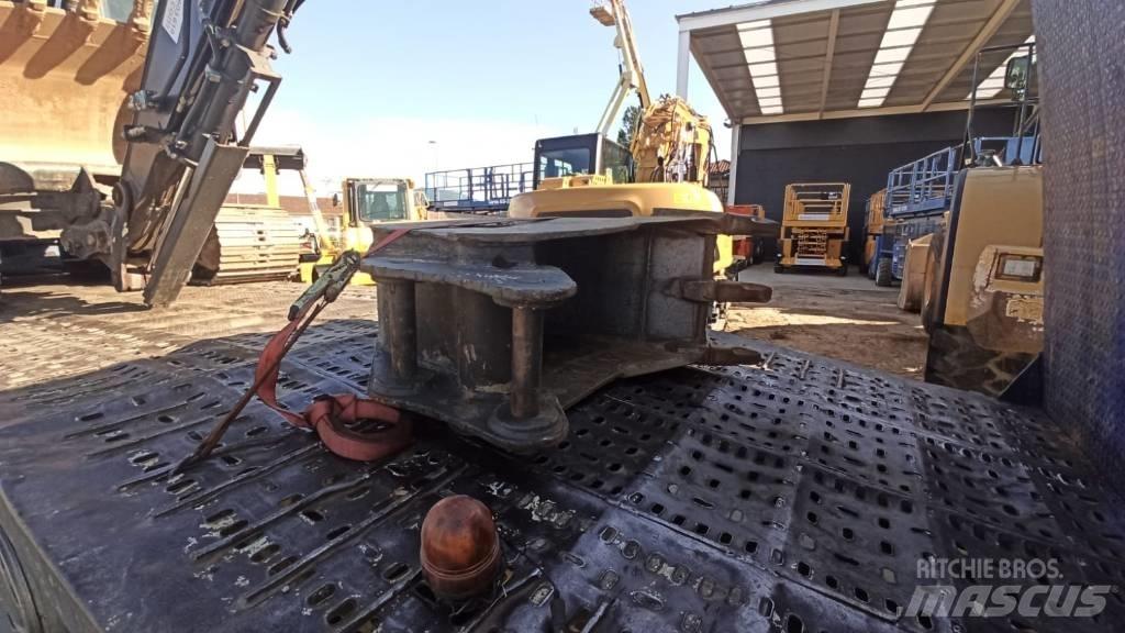 Volvo EC 140 E Bageri gusjeničari