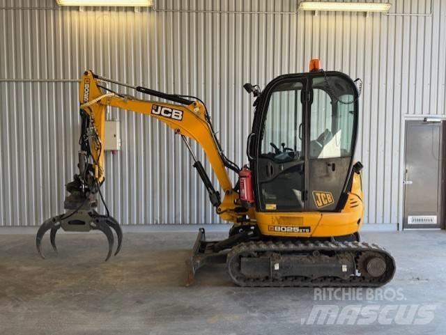 JCB 8025 ZTS Mini bageri <7t