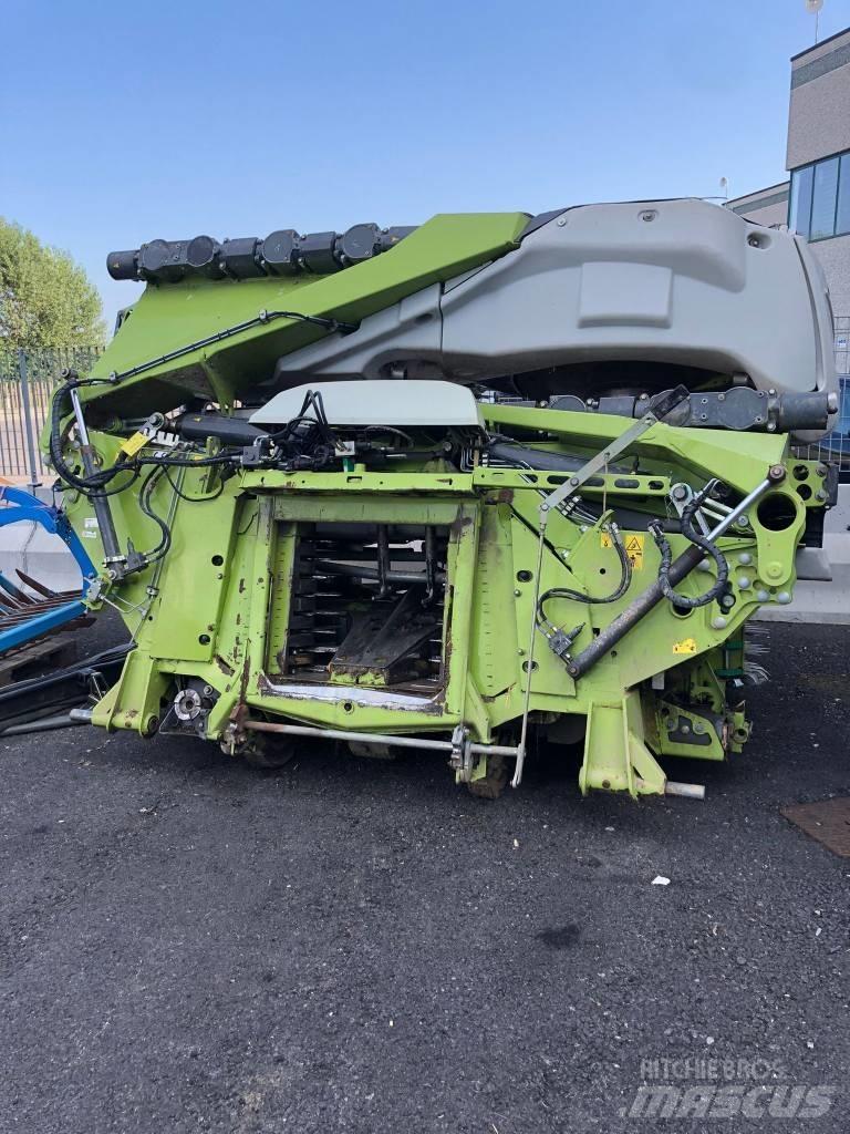 CLAAS Orbis 900 Strojevi za krmu na vlastiti pogon