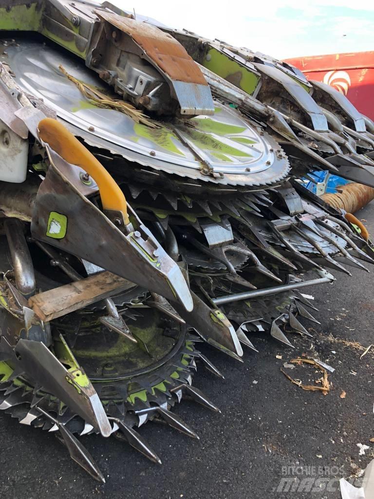 CLAAS Orbis 900 Strojevi za krmu na vlastiti pogon