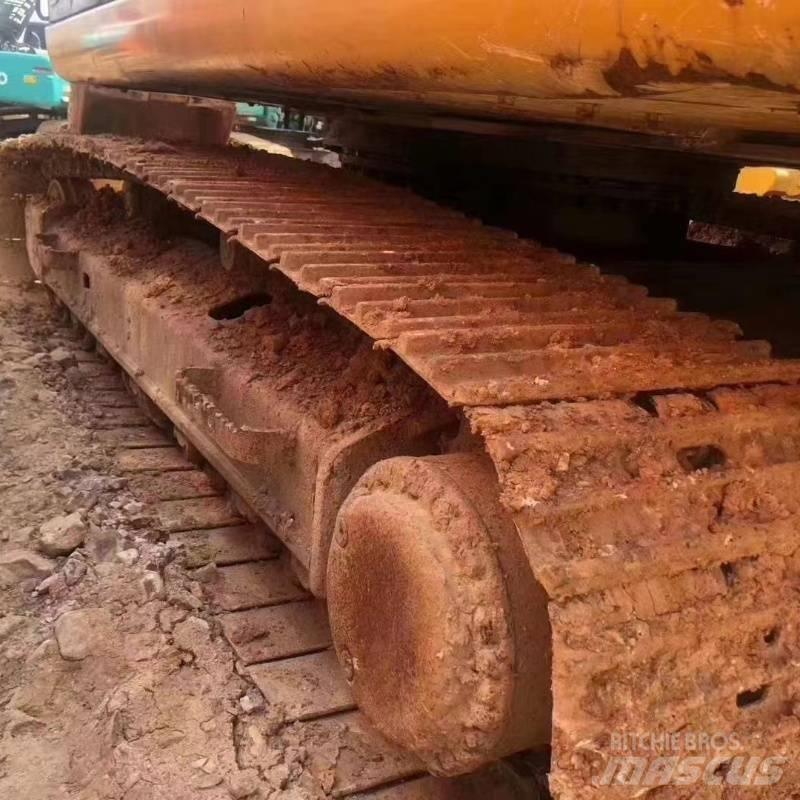 CAT 324 Bageri gusjeničari