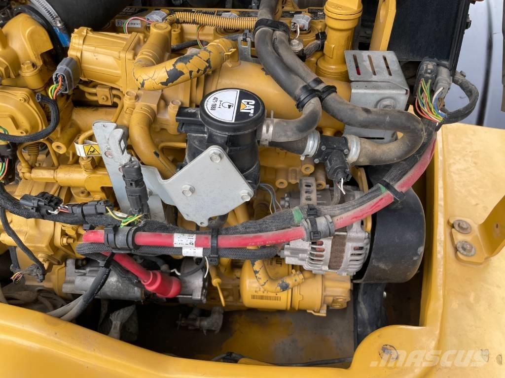 CAT 908M Utovarivači na kotačima