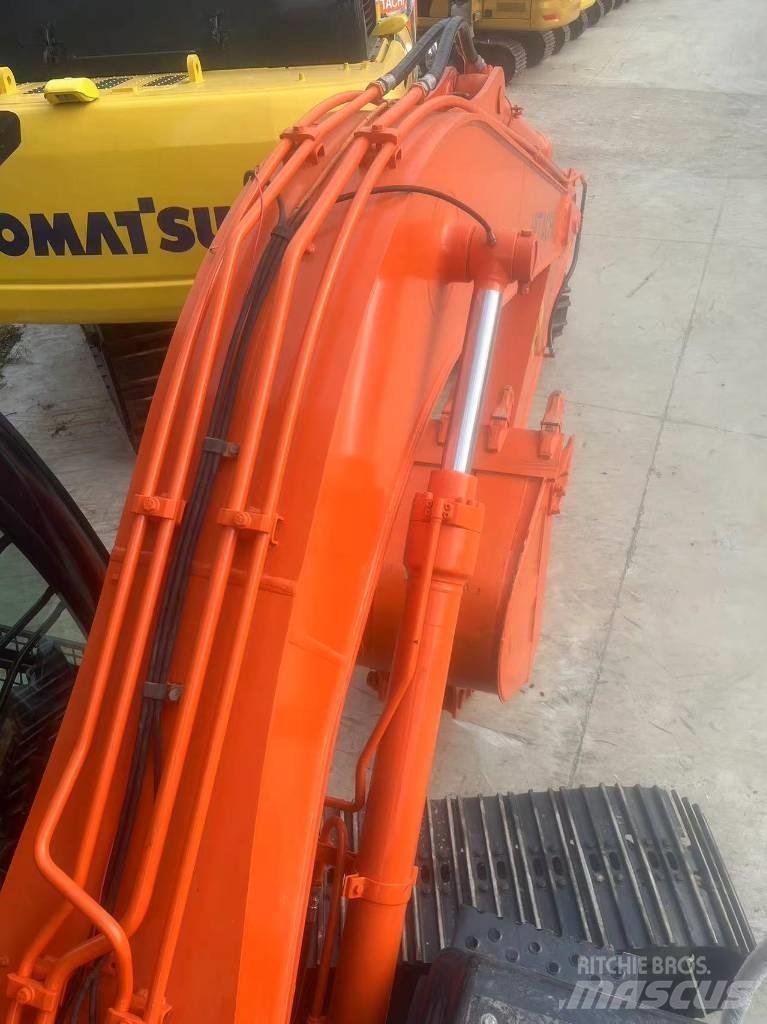 Hitachi ZX 120 Bageri gusjeničari