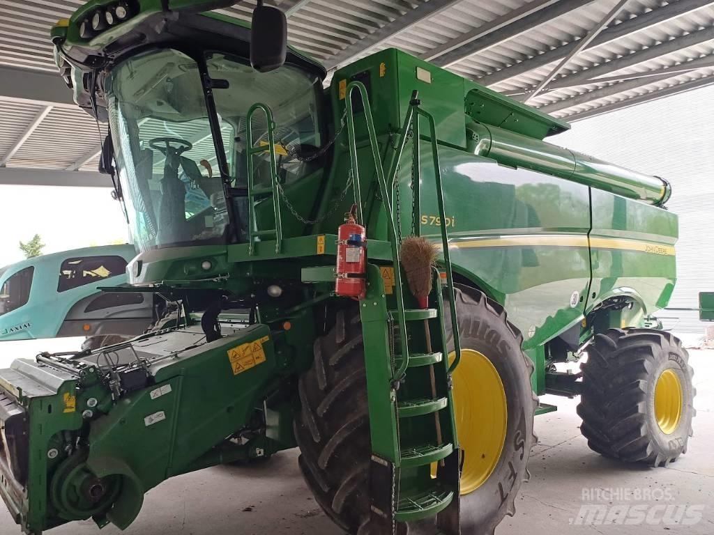 John Deere S790i Kombajni