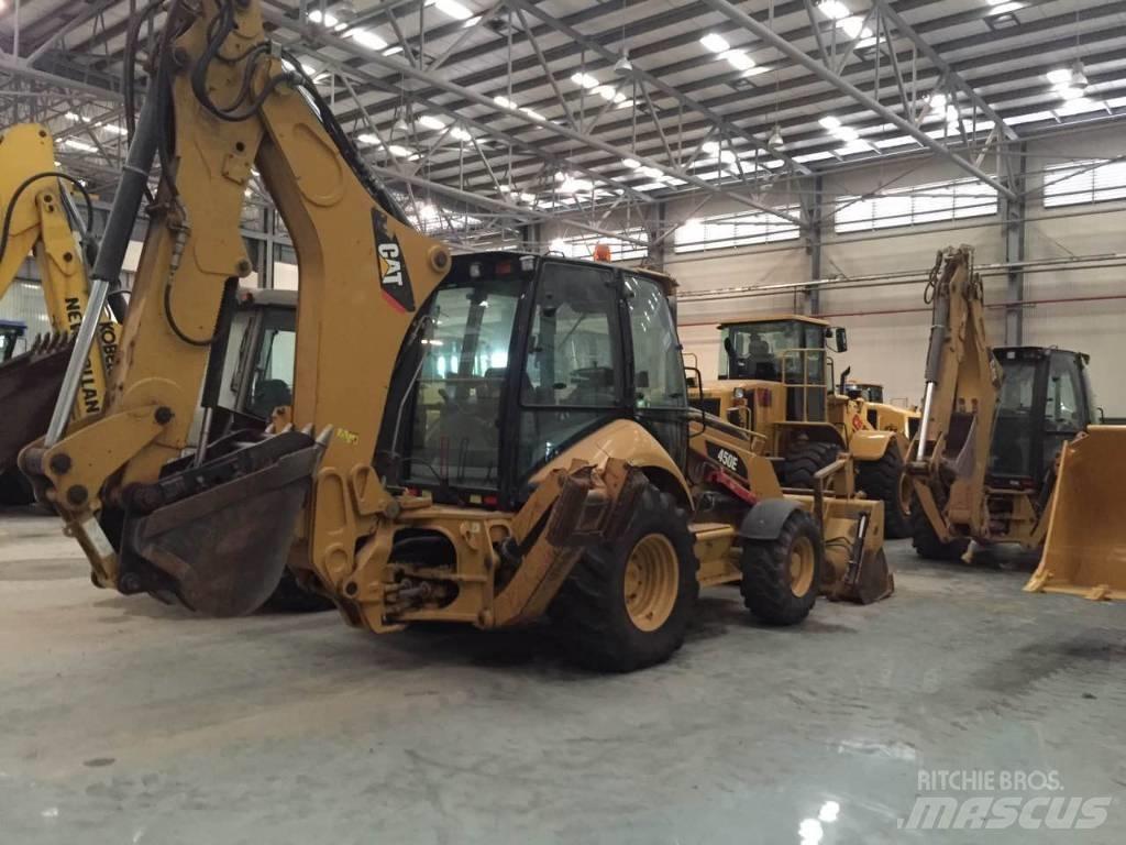 CAT 450 E Utovarni rovokopači