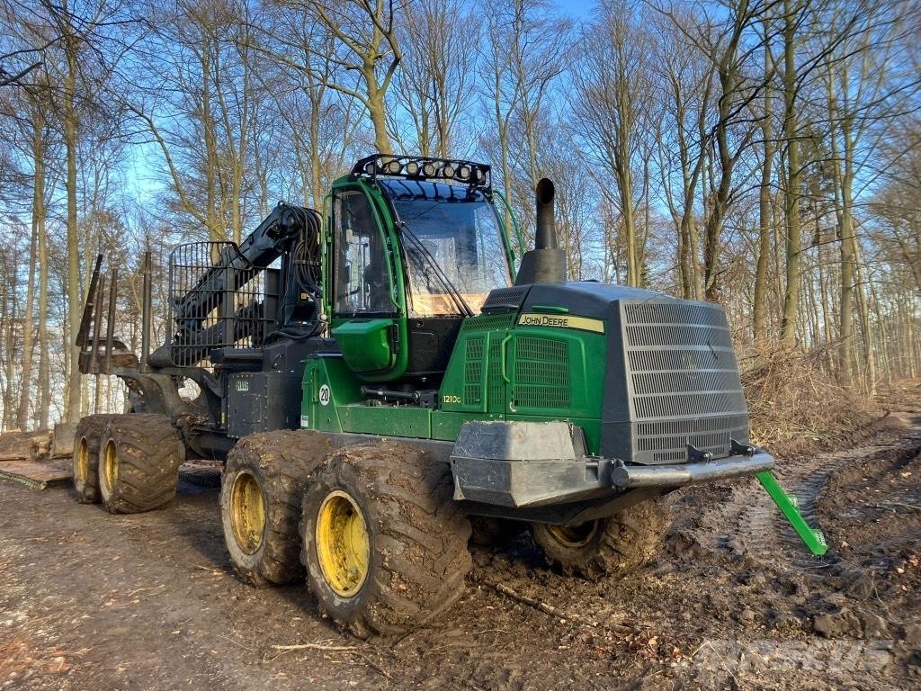 John Deere 1210 G Forvarderi