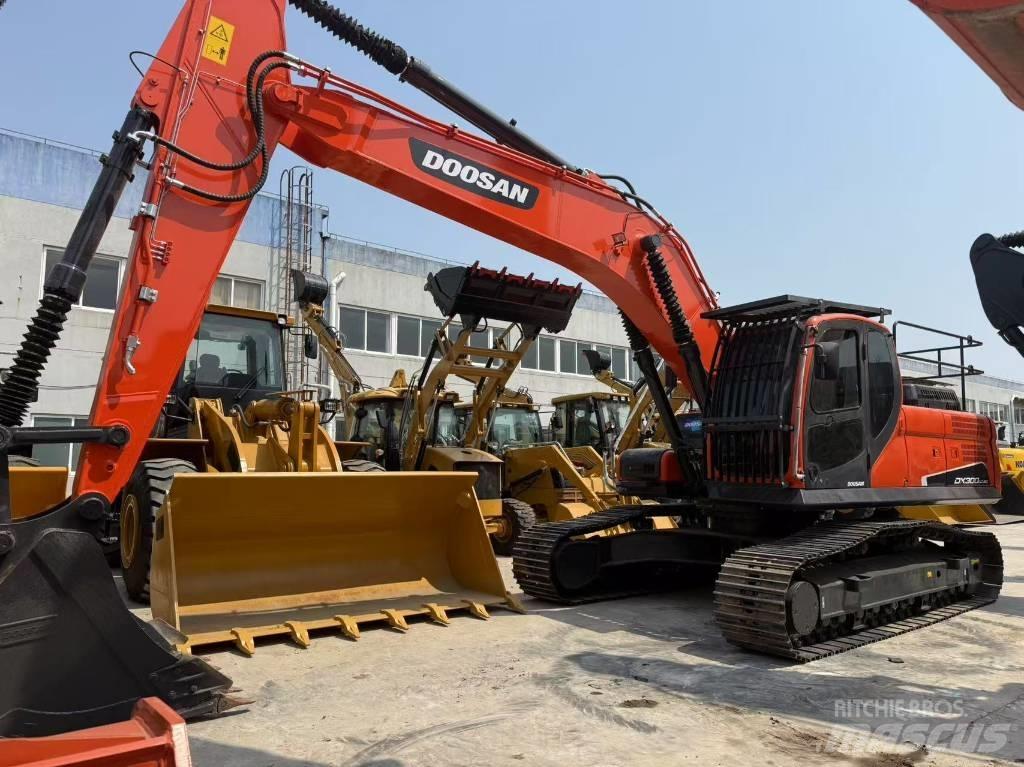 Doosan DX 300 LC Bageri gusjeničari