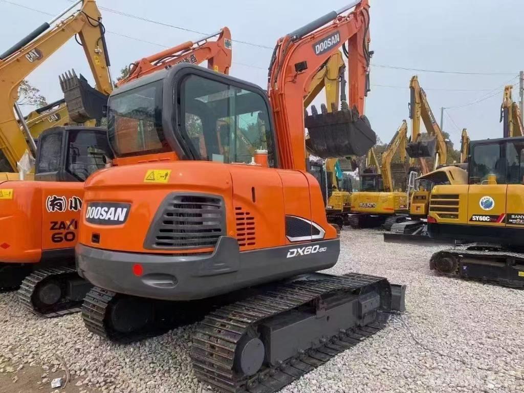 Doosan DX 60 Bageri gusjeničari