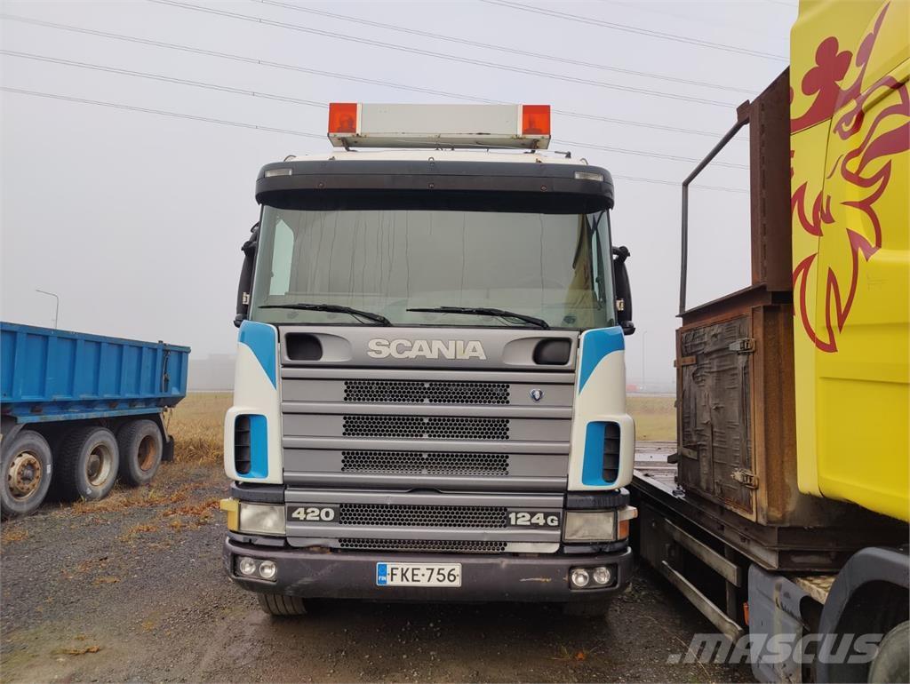 Scania G124 Kamioni sa kranom