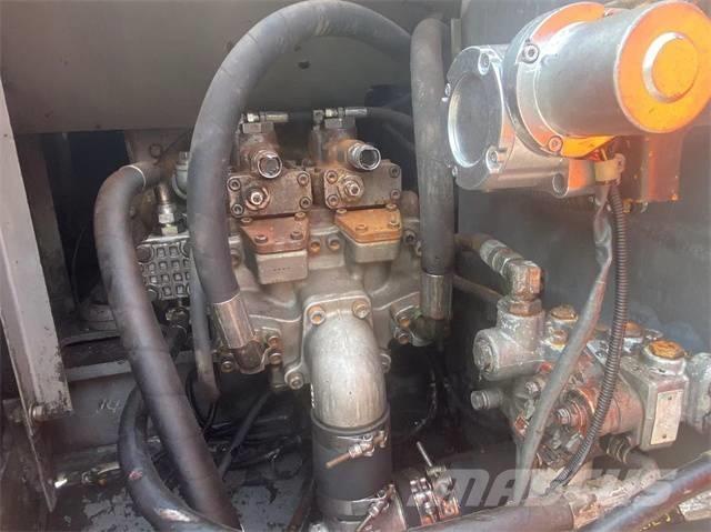 Hitachi EX120 Bageri gusjeničari