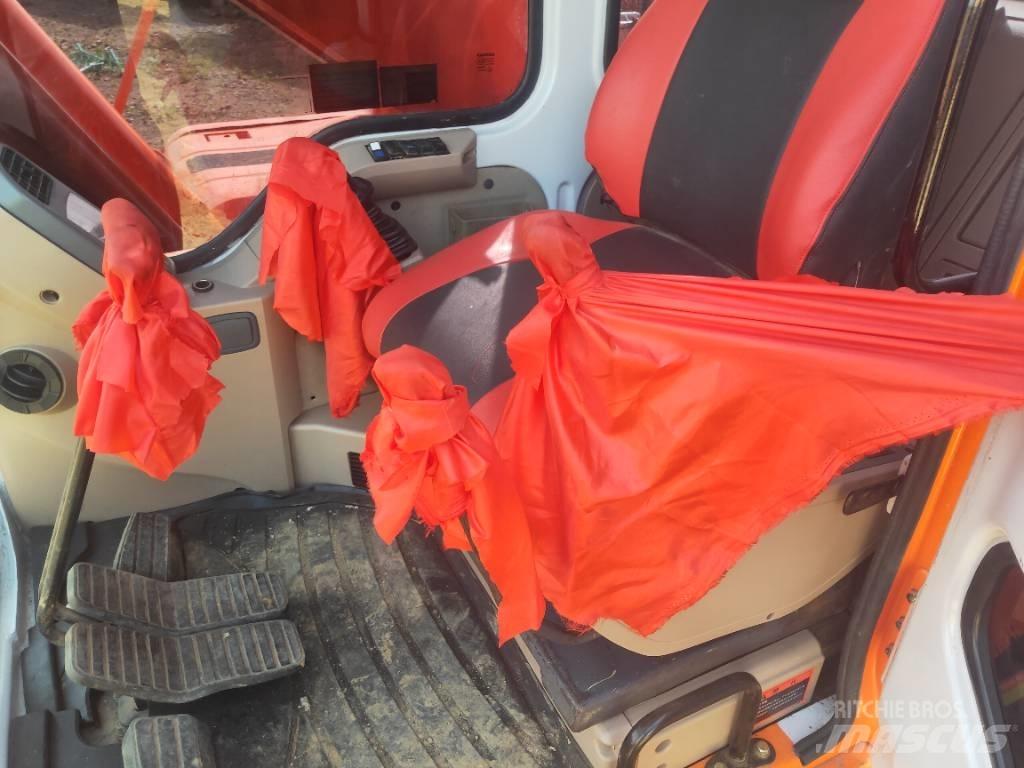 Doosan DH220LC-7 Bageri gusjeničari