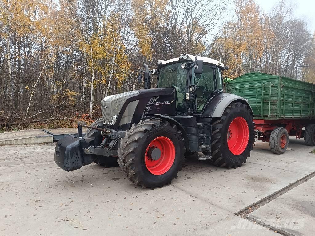 Fendt 828 Vario Traktori
