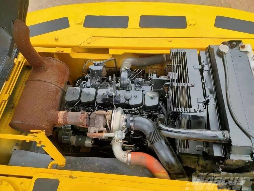 Komatsu pc220-7 Bageri gusjeničari