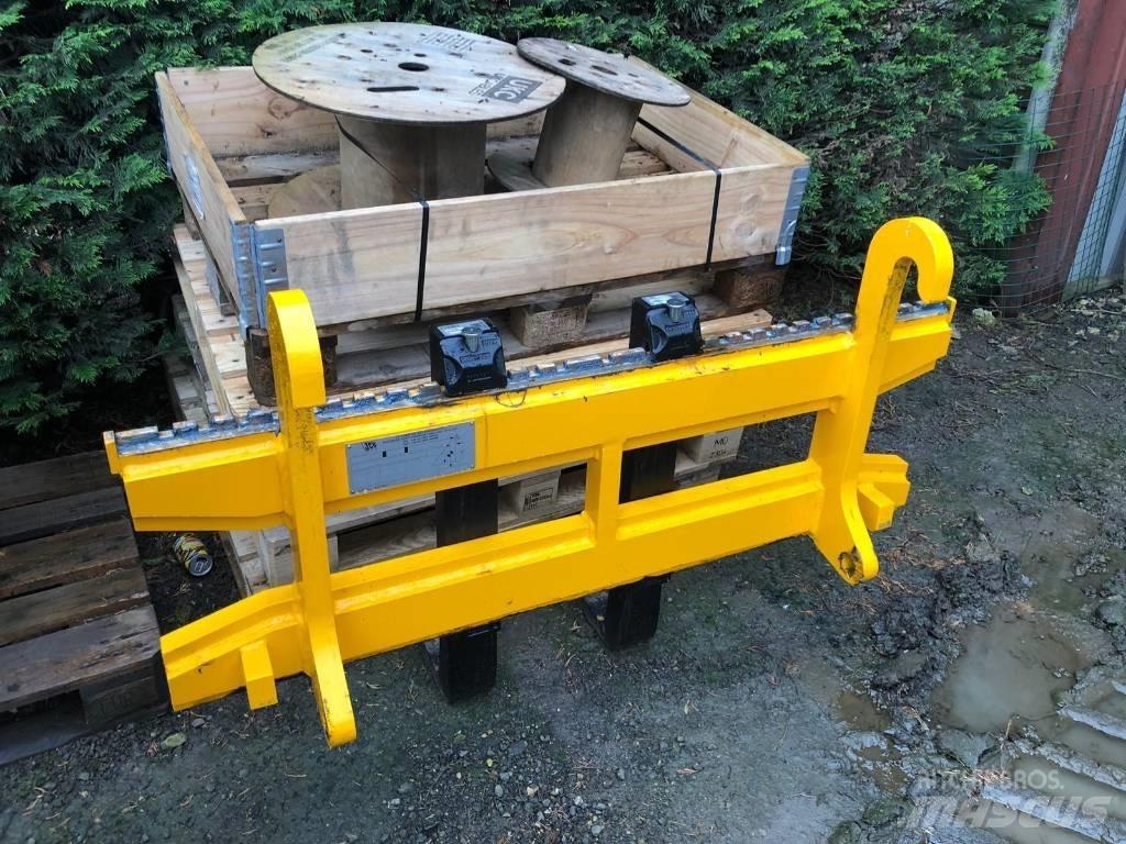 JCB PALLET FORKS Ostala oprema za utovarivanje i kopanje