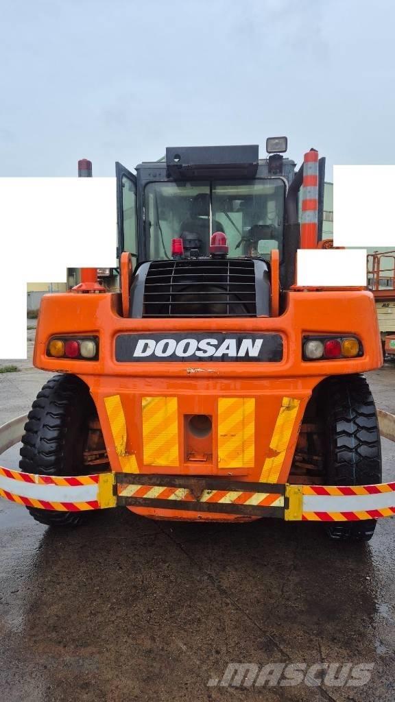 Doosan D 160 S-5 Dizelski viličari