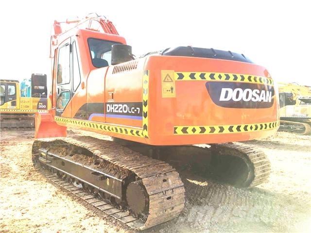 Doosan dh220lc-7 Bageri gusjeničari