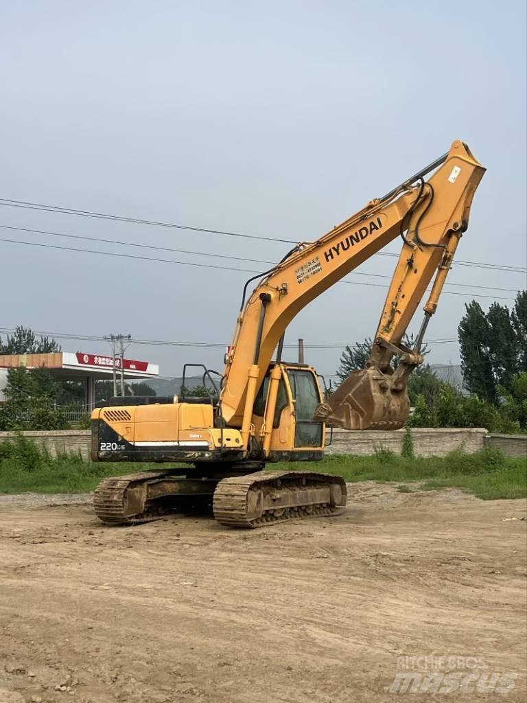 Hyundai R220-9S Bageri gusjeničari