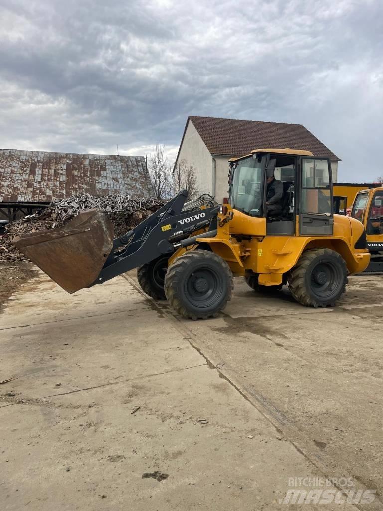 Volvo L 40 B Utovarivači na kotačima