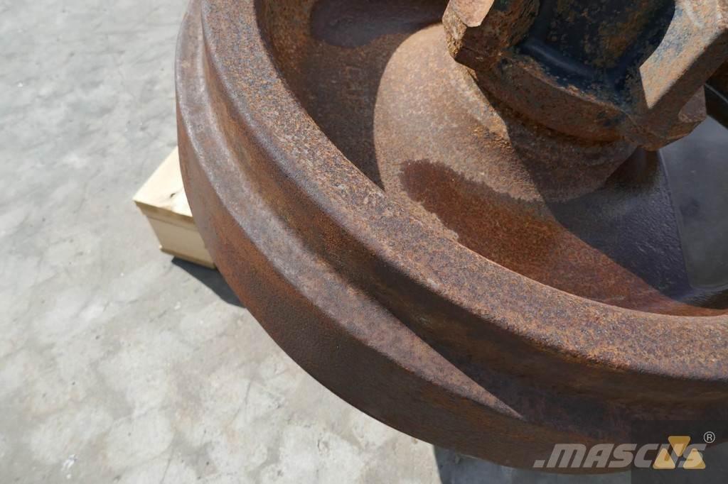 CAT 357-7560 Gume, kotači i naplatci