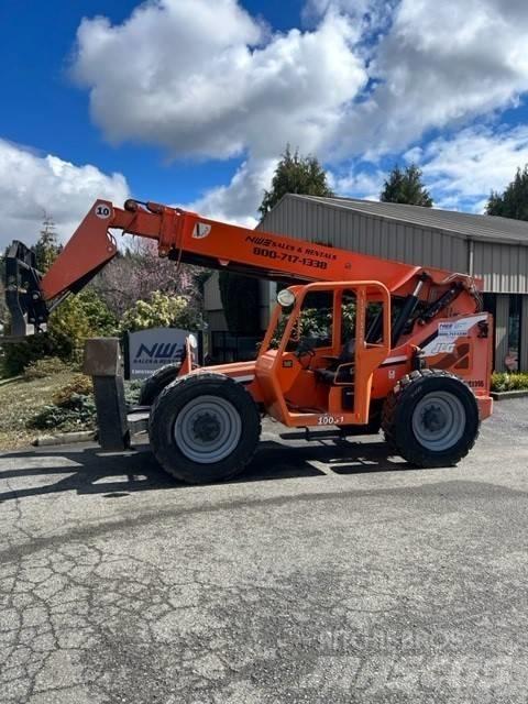JLG 10054 Terenski viličar