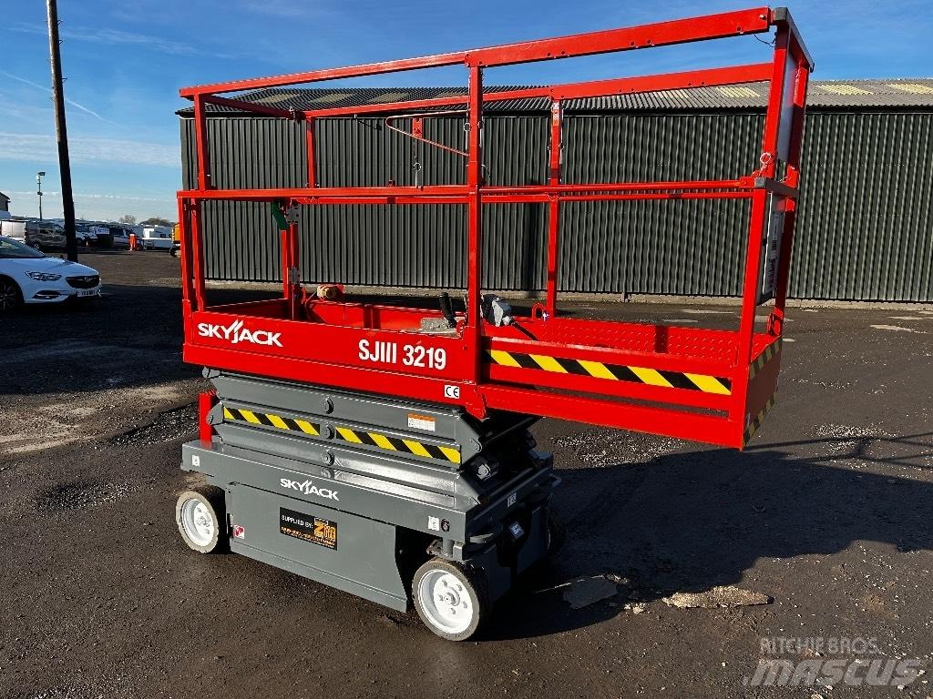 SkyJack SJ 3219 Škaraste platforme