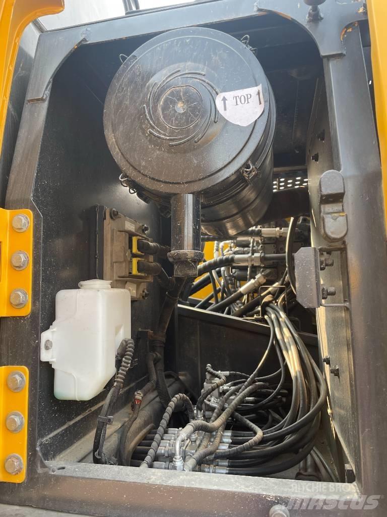 Volvo EC 210 Bageri gusjeničari