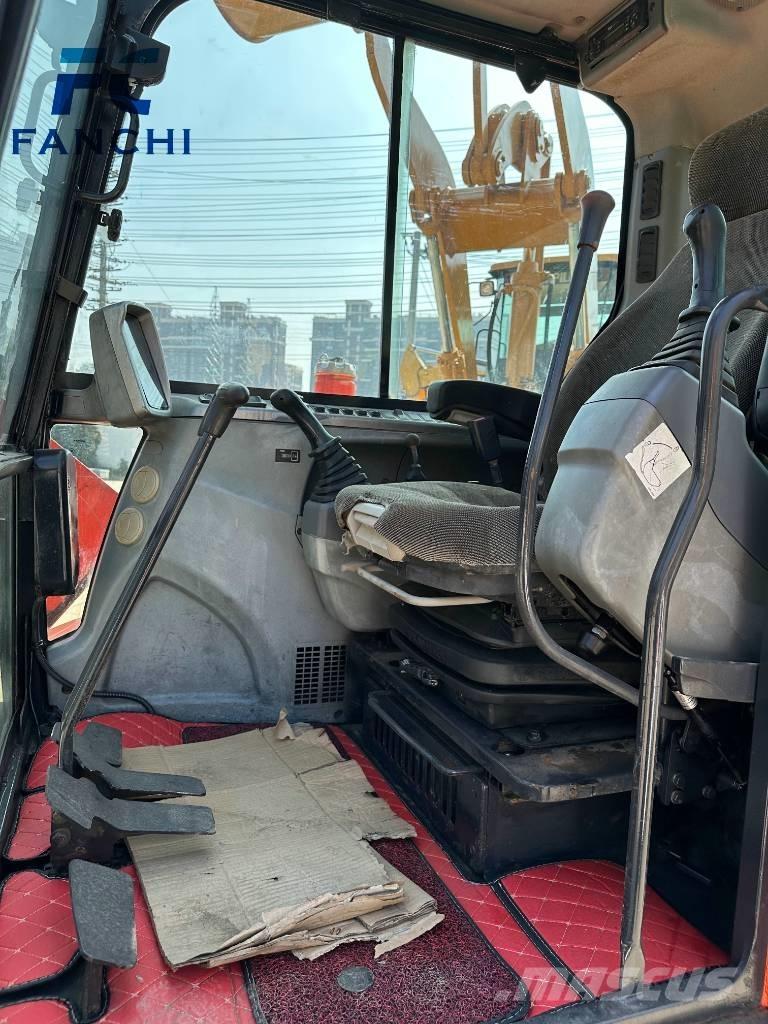 Doosan dx 60 Bageri gusjeničari