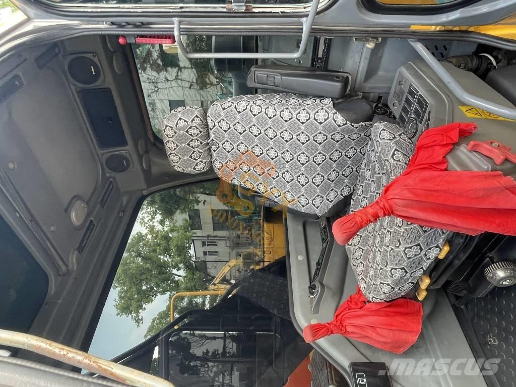 Volvo EC 200 D Bageri gusjeničari