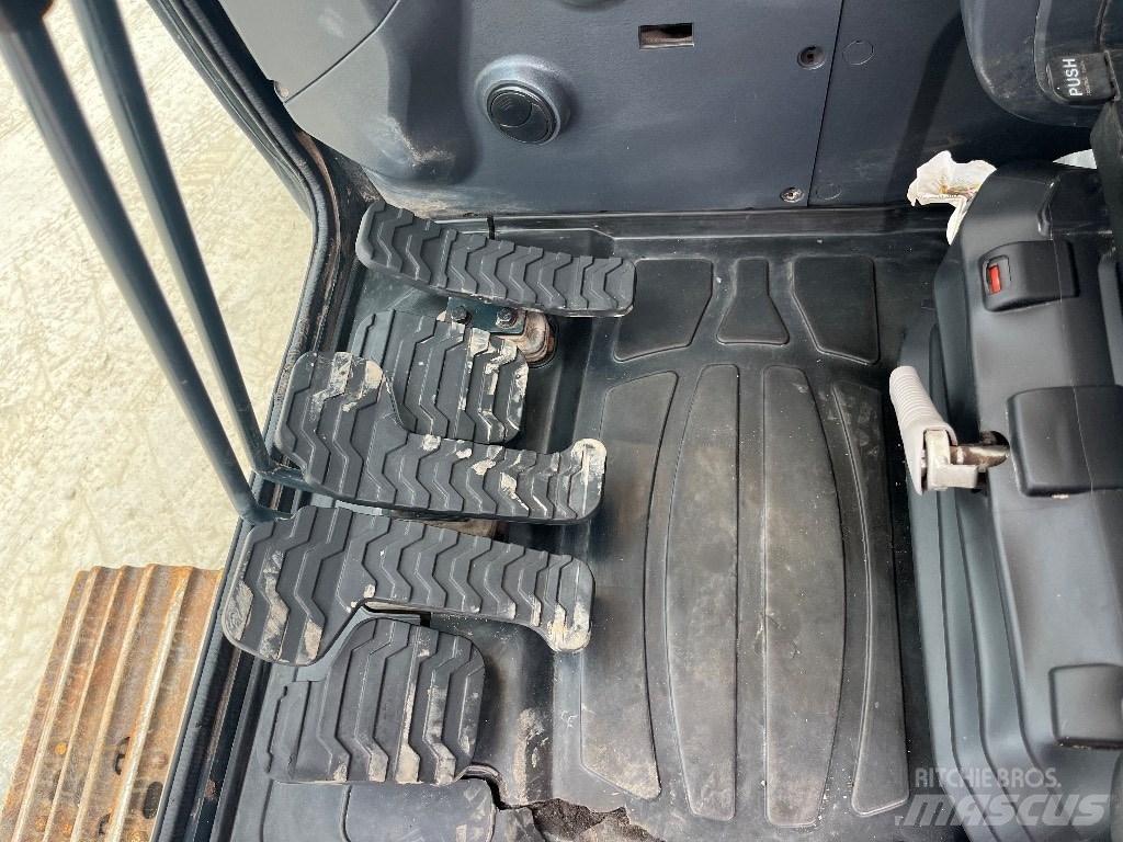 Hyundai 140LC-9A Bageri gusjeničari