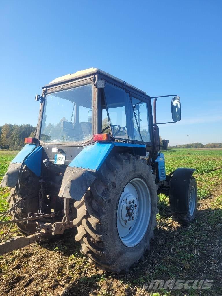 Belarus MTZ 892 Traktori