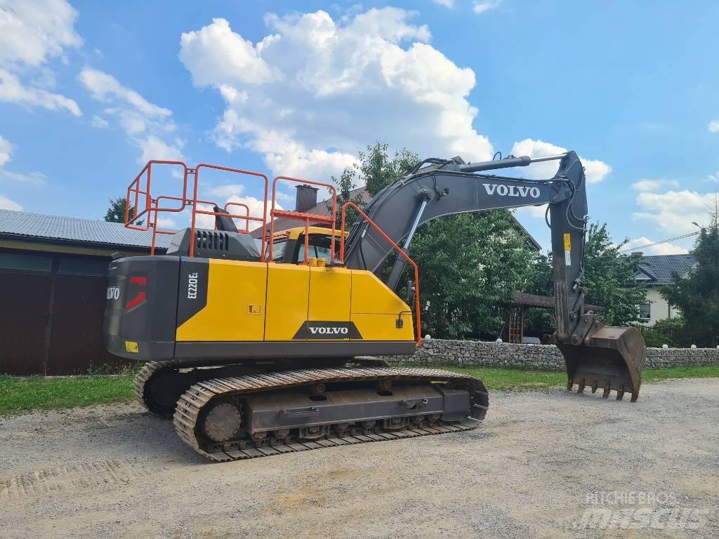 Volvo EC 220 E Bageri gusjeničari