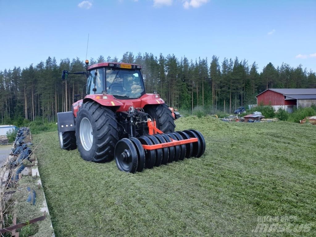  Rehujyrä 3300 Ostala oprema za žetvu stočne hrane