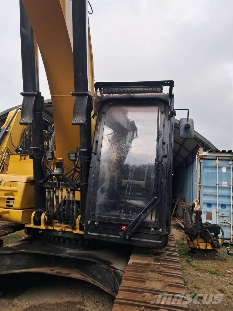 CAT 330FL Bageri gusjeničari