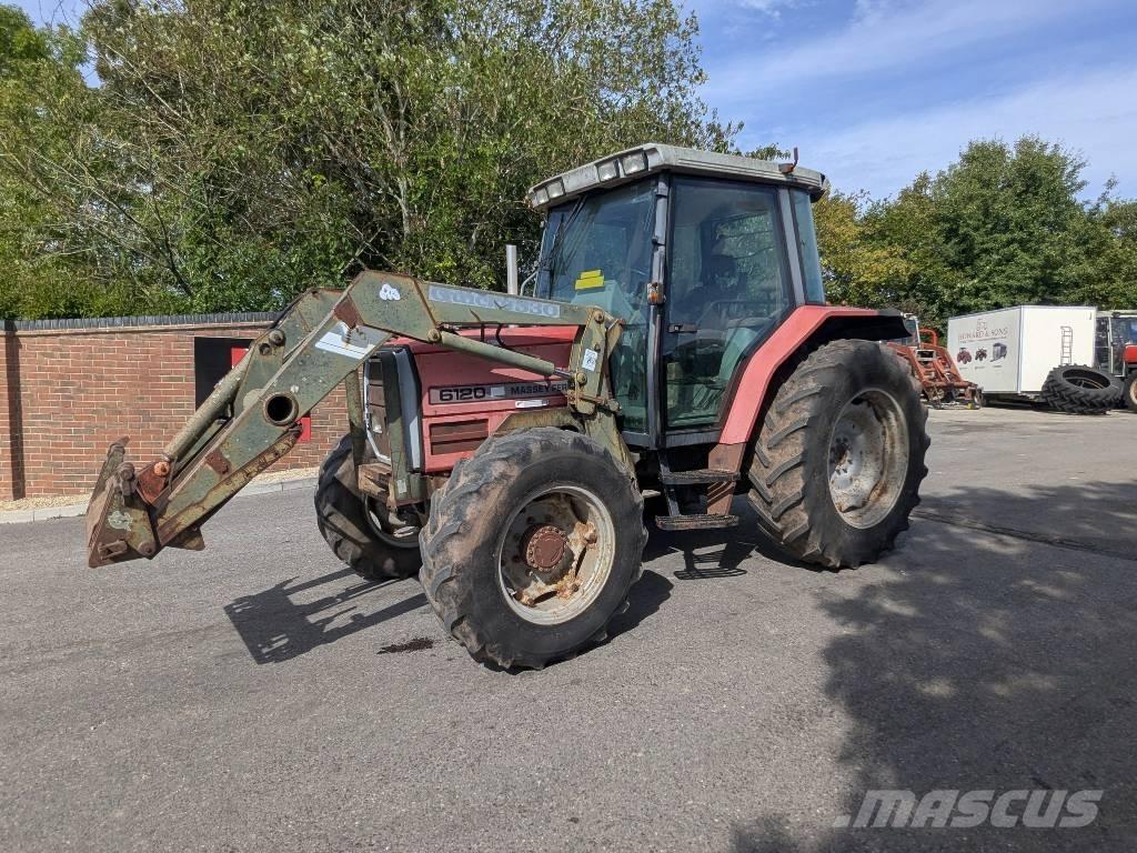 Massey Ferguson 6120 Traktori