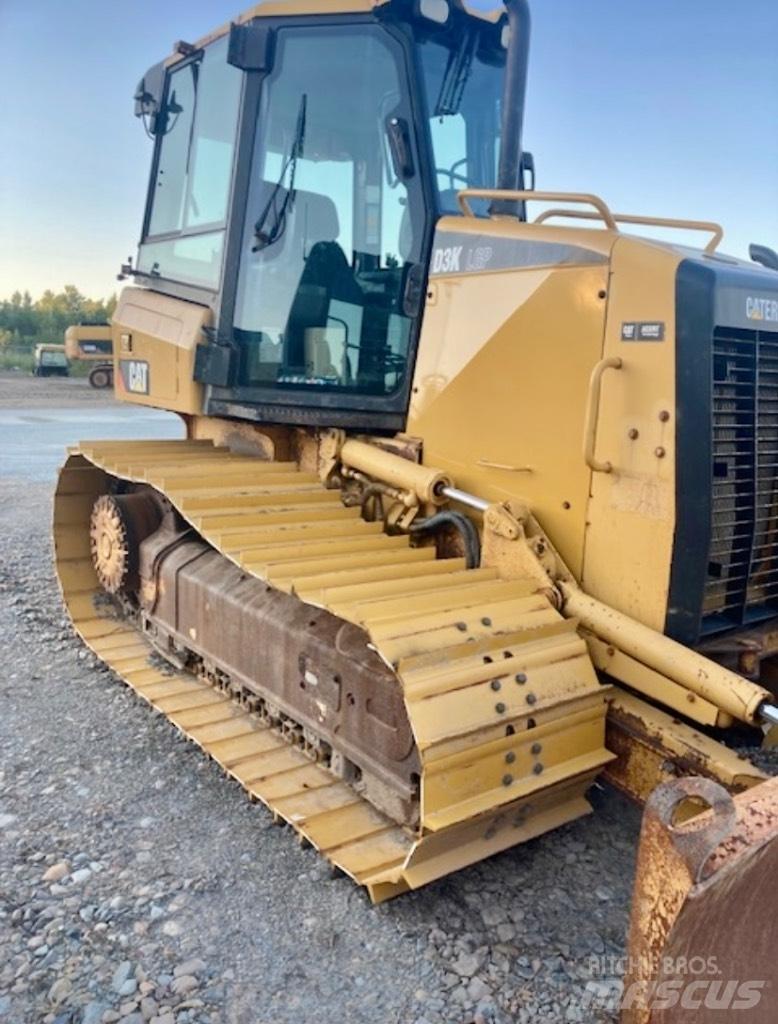 CAT D 3 K LGP Buldožeri gusjeničari