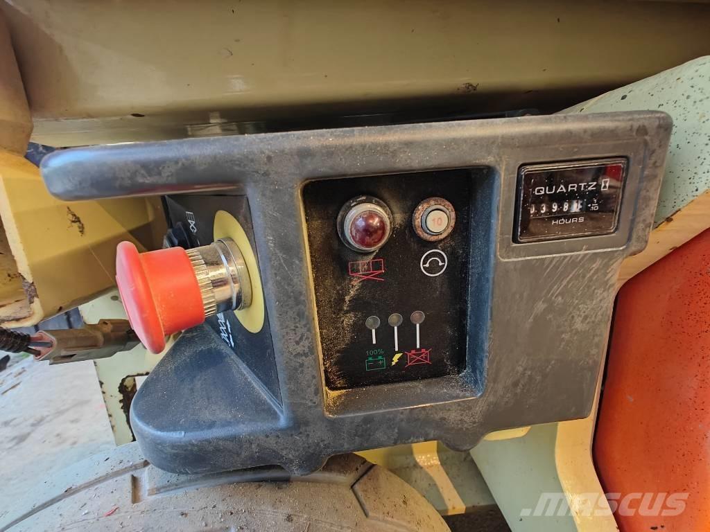 JLG 1930 ES Škaraste platforme