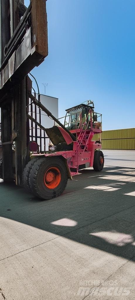 Terex FDC 25K Dohvatni viličari
