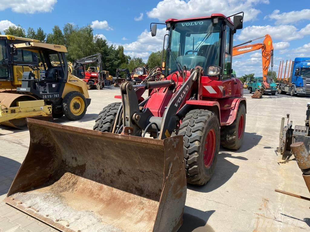 Volvo L 30 G Utovarivači na kotačima