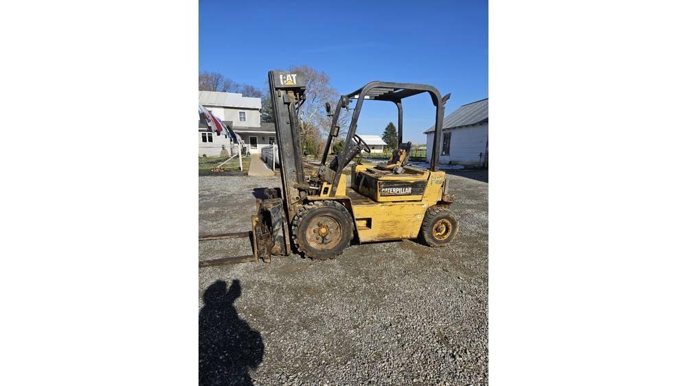 CAT V 40 E Viličari - ostalo