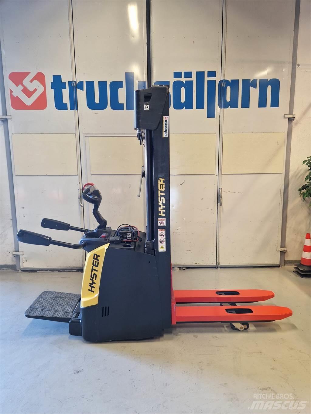 Hyster S1.4S IL Ručni električni viličar