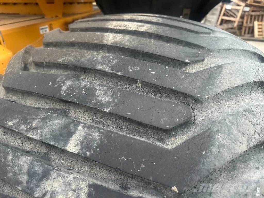 Liebherr A900 Bageri na kotačima