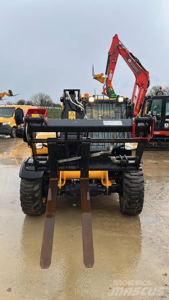 JCB 525-60 Teleskopski viličari