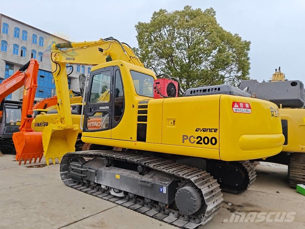 Komatsu PC 200-6 Bageri gusjeničari
