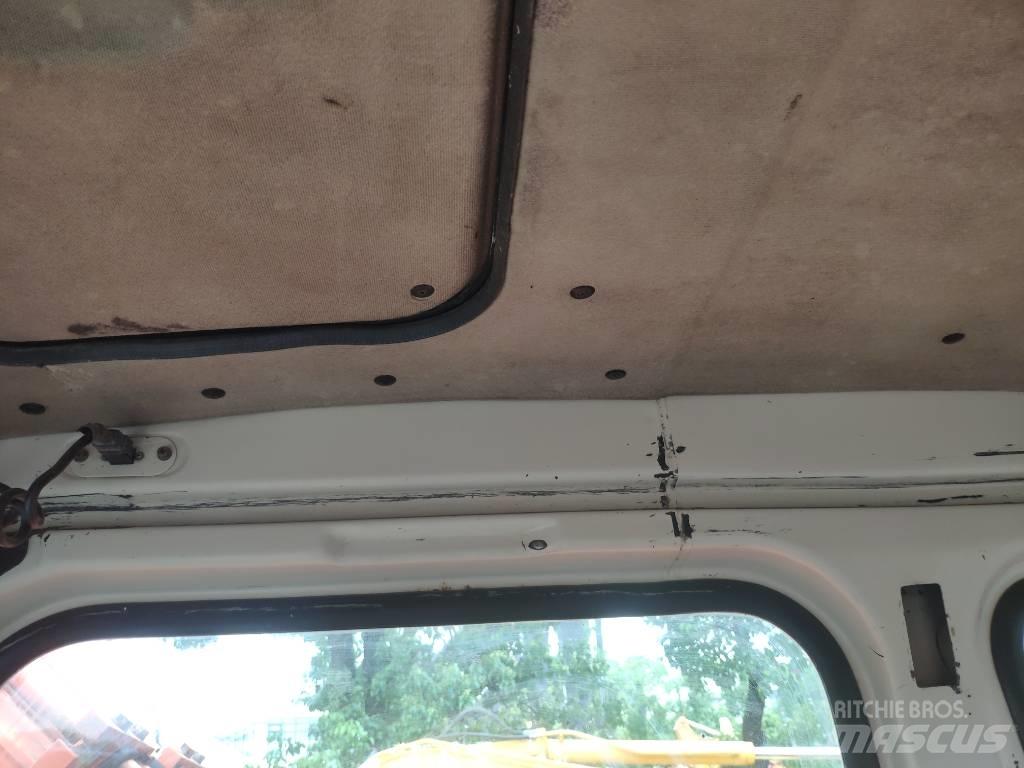 Doosan DH 150 W-7 Bageri na kotačima
