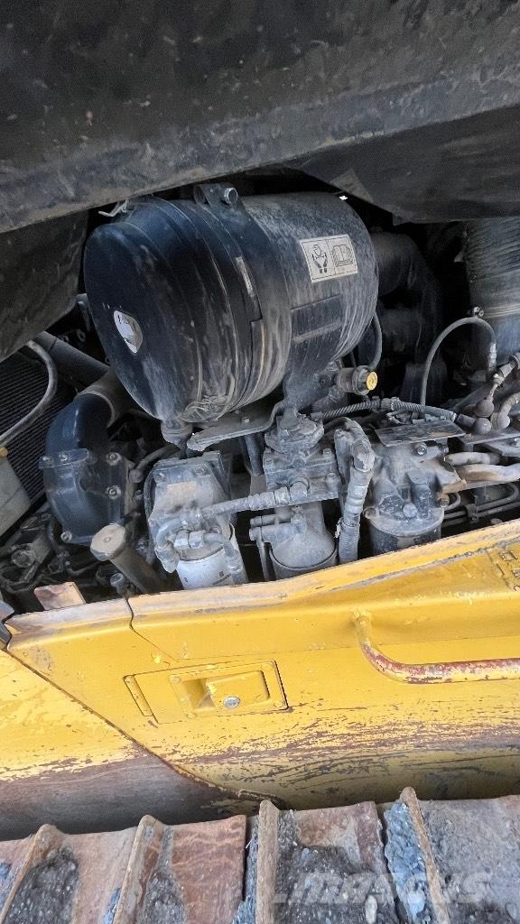 Komatsu Px85-15eu Buldožeri gusjeničari