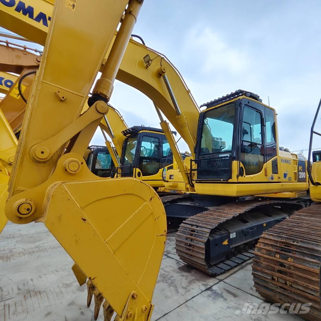 Komatsu PC 200-7 Bageri gusjeničari
