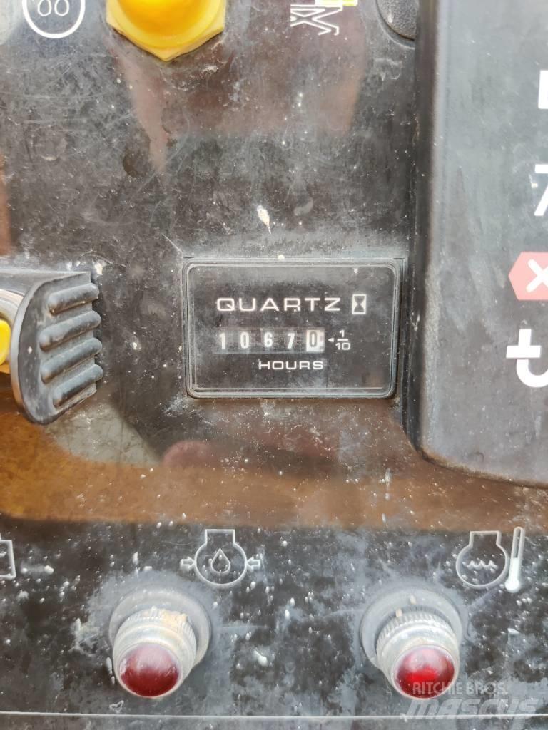 JLG 4394 RT Škaraste platforme